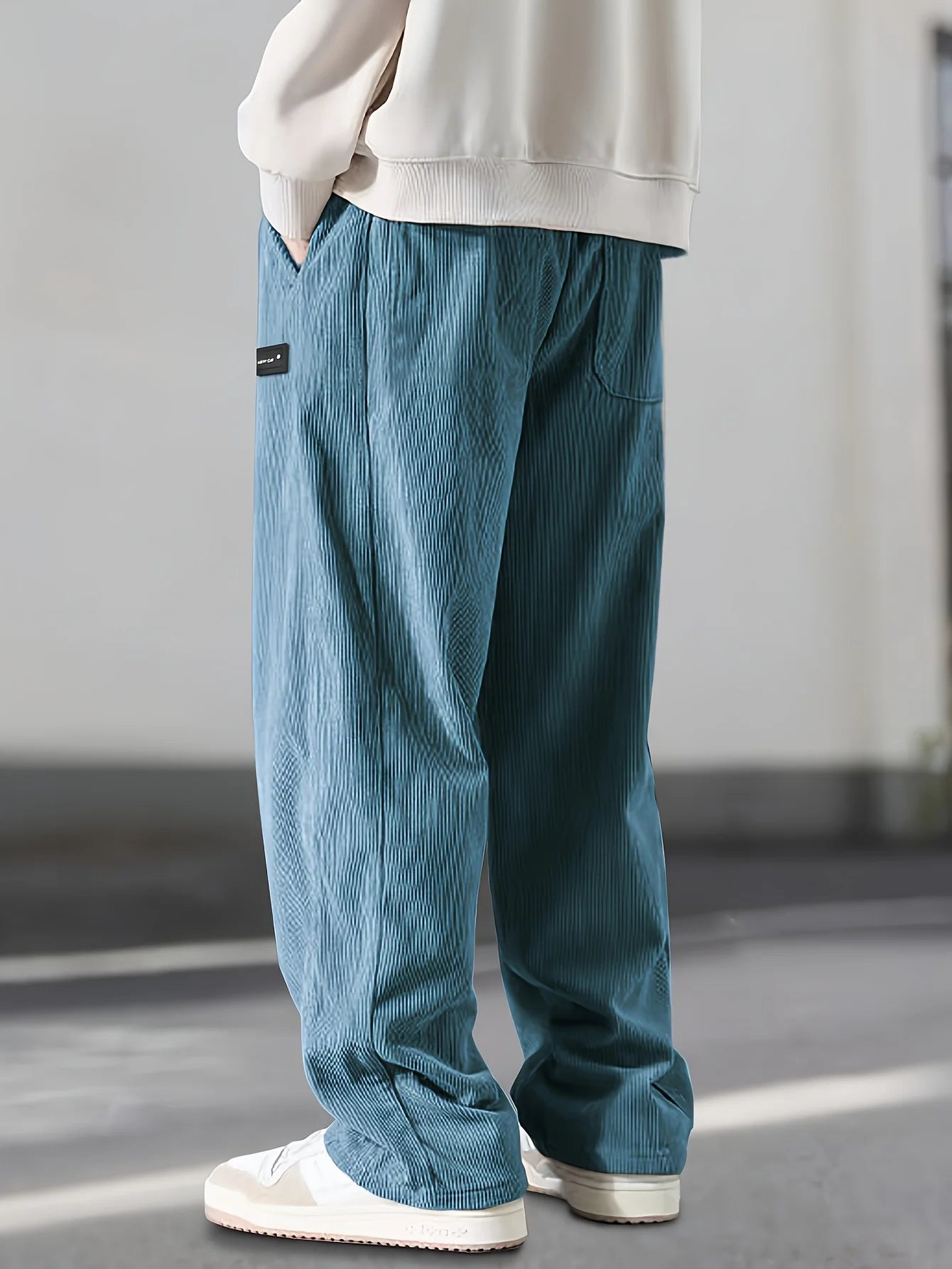 Herren Cordhose – Dehnbar, Kordelzug & Taschen