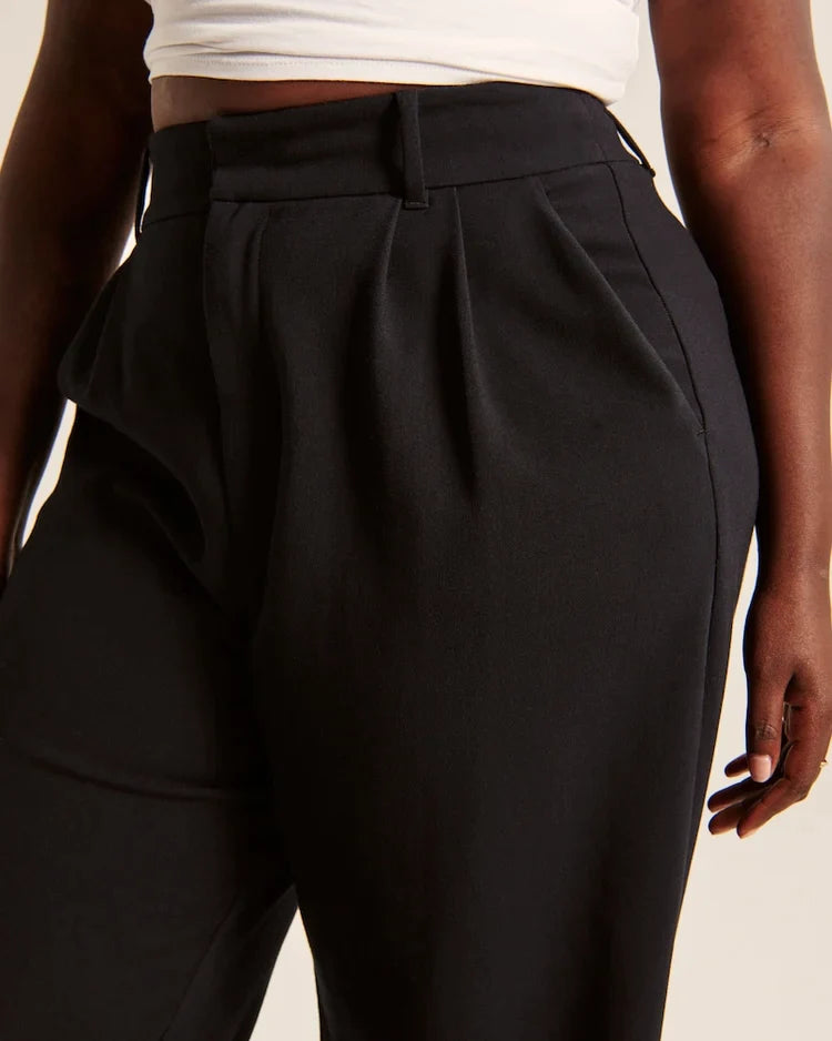 Tailored Elegance | Weit geschnittene hose