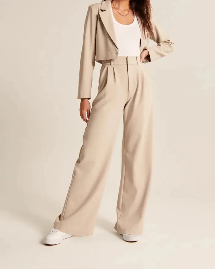 Tailored Elegance | Weit geschnittene hose