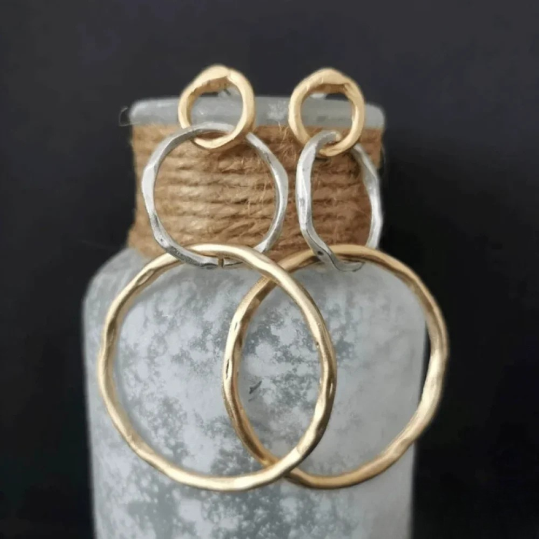 Vintage-Ohrringe aus Gold und Silber